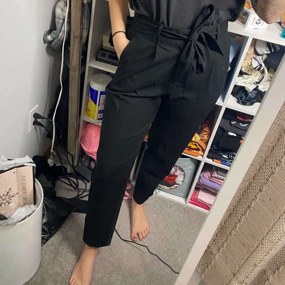 GAP Black Women's Cropped Pants